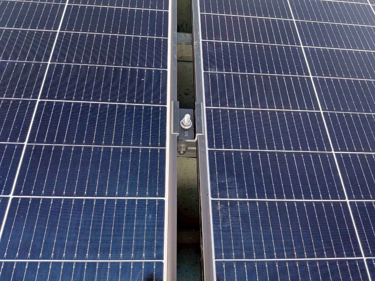 太陽光パネル活用＋蓄電池導入事例 | 家庭用太陽光/蓄電池